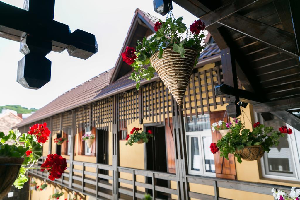 Casa Cu Cerdac 호텔 시기쇼아라 외부 사진
