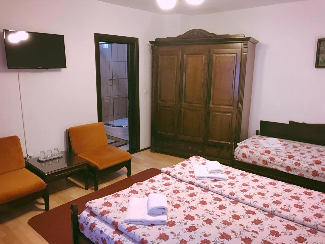 Casa Cu Cerdac 호텔 시기쇼아라 외부 사진